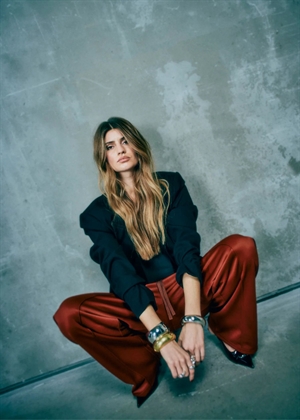 Ada sweat buks Red Pearl Copenhagen Muse 